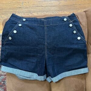 Banana Republic Denim Sailor Short Size 29/8